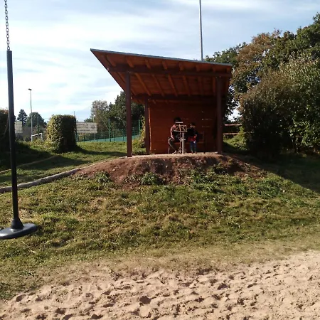 Villa Eifel - Luxuriose Inklusive Wlan Und Fahrradern Am Marktplatz Schmidtheim